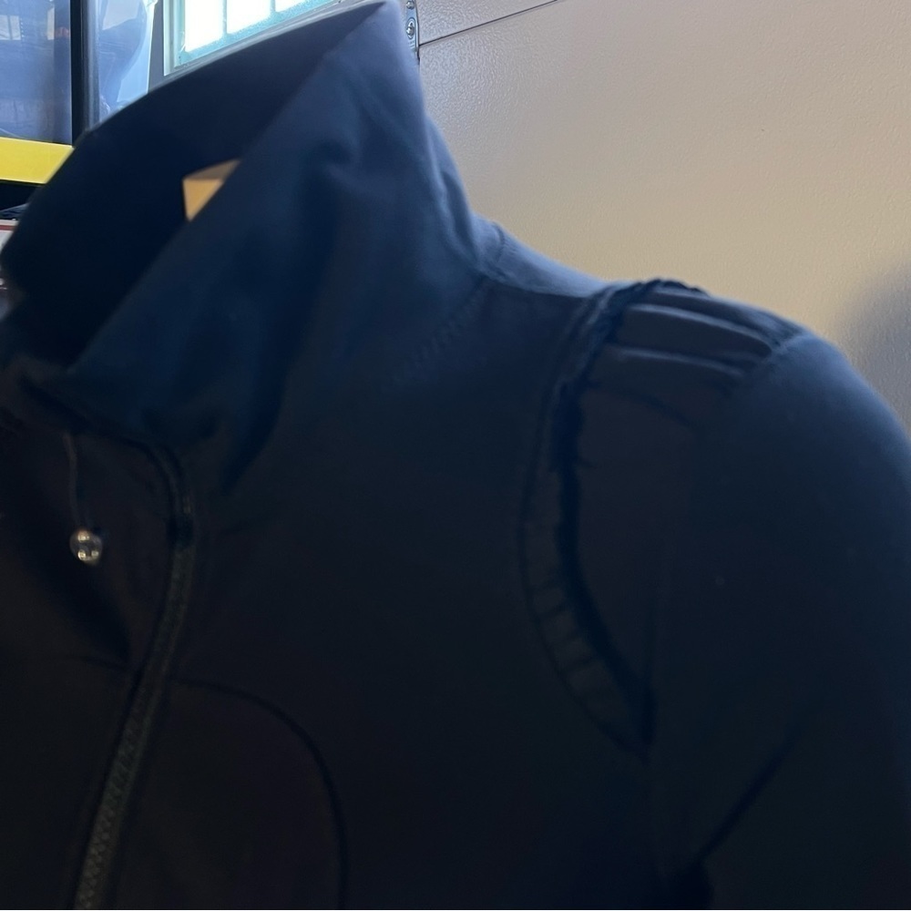 Lululemon City To Yoga Jacket Black Swan - Picture 7 of 16